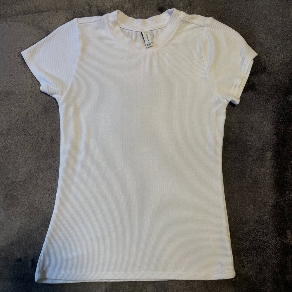 Gentle Fawn Ribbed Long White Top Small
